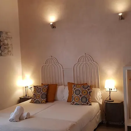 Unique Suites